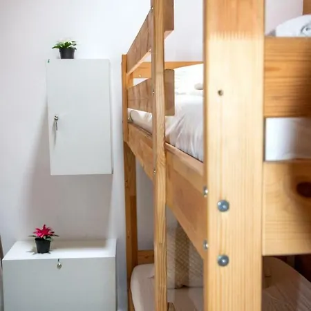 Hostal Two Double One Vila do Conde